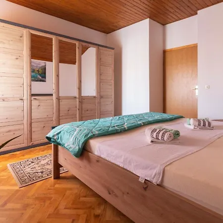 Ferienwohnung Fuer 4 Personen Ca 50 Qm In Privlaka, Dalmatien Norddalmatien - B62441 Daire *